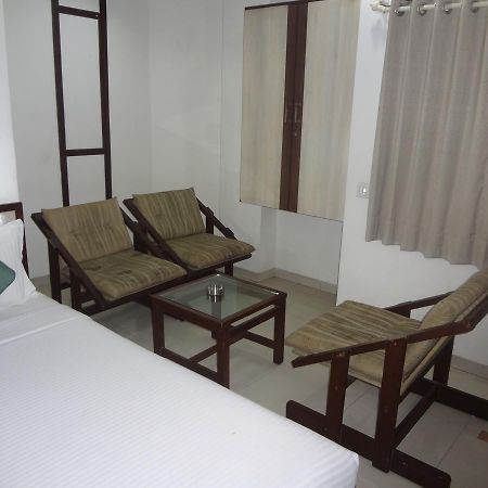 Hotel Airport Residency Ahmedabad Exterior foto