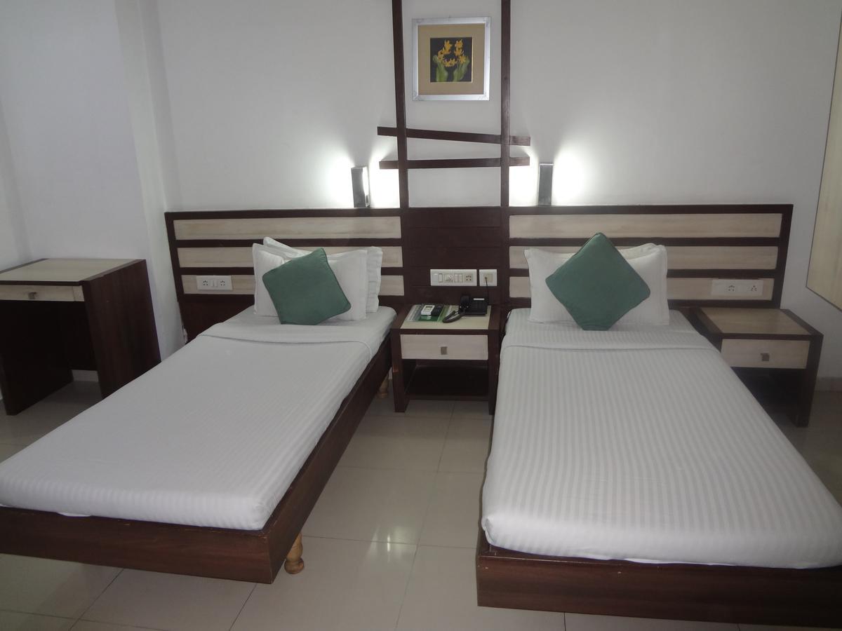 Hotel Airport Residency Ahmedabad Exterior foto