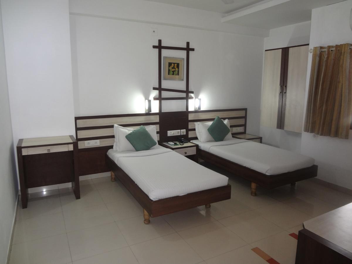 Hotel Airport Residency Ahmedabad Exterior foto